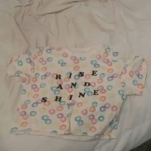 crop top front loop shirt with description